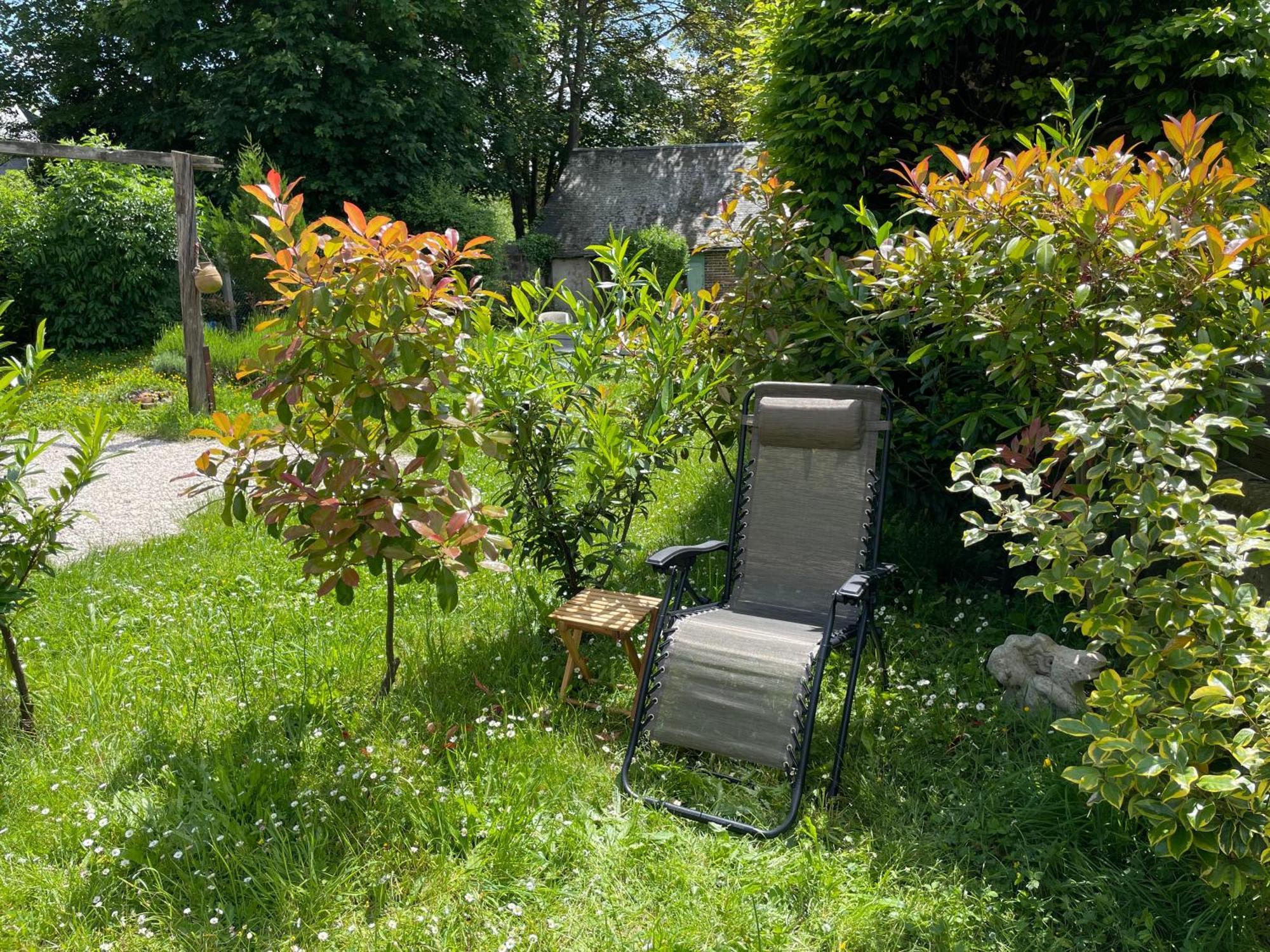 Maison De Jardin - Confort, Commodite, Bien Equipe Livarot-Pays-d'Auge Eksteriør bilde